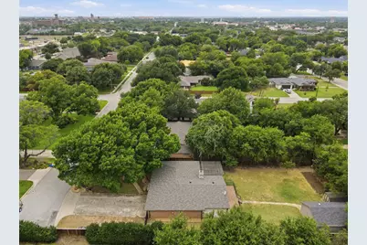 917 E Worth Street, Grapevine, TX 76051 - Photo 33