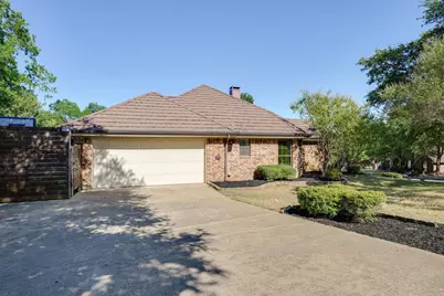 716 Ashley Drive, Hurst, TX 76054 - Photo 19