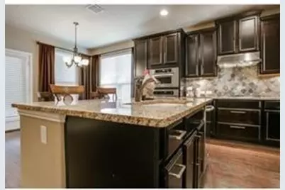 12832 Brook Ridge Drive, Frisco, TX 75035 - Photo 3