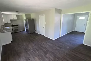 2015 Brenda Ave, Denison, TX 75020 - Photo 5