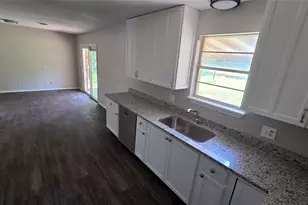 2015 Brenda Ave, Denison, TX 75020 - Photo 7