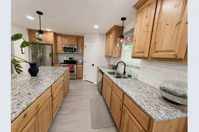 5546 Mesa Loop, Granbury, TX 76048 - Photo 11