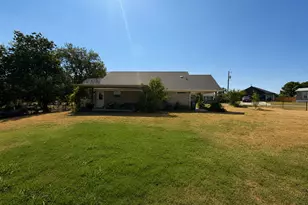 5546 Mesa Loop, Granbury, TX 76048 - Photo 17