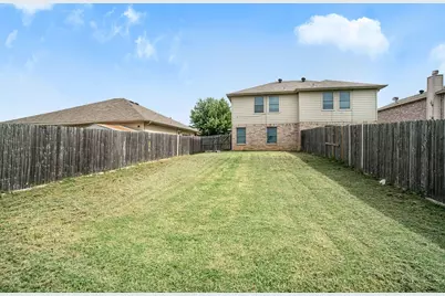542 Mast Court, Crowley, TX 76036 - Photo 13