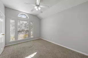 616 Pebble Creek Dr, Hewitt, TX 76643 - Photo 9