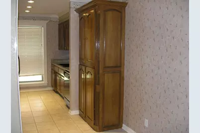 224 Wayside Court, Bedford, TX 76021 - Photo 3