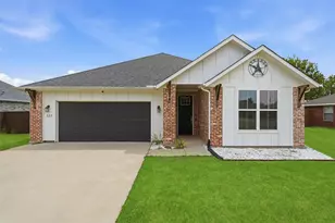 122 Alma Ln, Whitewright, TX 75491 - Photo 1