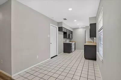 628 Lisa Street, Burleson, TX 76028 - Photo 17