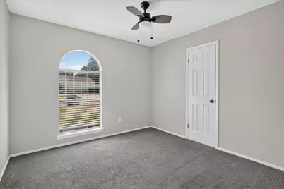 628 Lisa Street, Burleson, TX 76028 - Photo 33