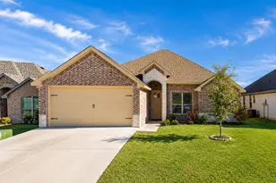 3313 Windcrest Dr, Granbury, TX 76049 - Photo 1