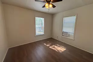 5040 Lyndon Dr, Fort Worth, TX 76116 - Photo 5