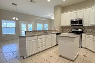 6415 Redstone Dr, Arlington, TX 76001 - Photo 7