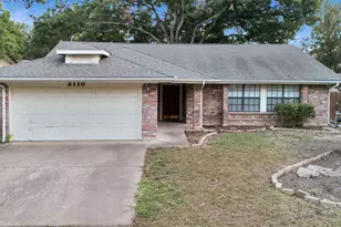 2118 Churchill Downs Dr, Arlington, TX 76017 - Photo 29
