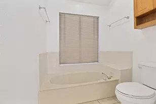 2118 Churchill Downs Dr, Arlington, TX 76017 - Photo 23