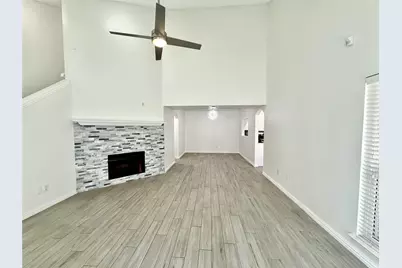 1647 Kingspoint Drive, Carrollton, TX 75007 - Photo 7