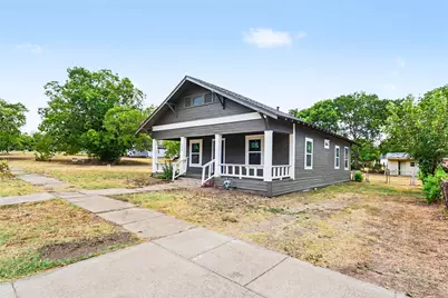 108 E Tyler Street, Ennis, TX 75119 - Photo 1