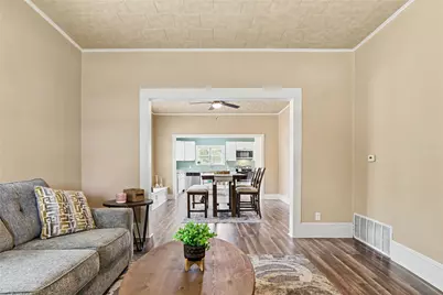 108 E Tyler Street, Ennis, TX 75119 - Photo 9