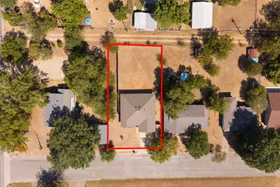 1212 Bales Street, Cleburne, TX 76033 - Photo 3