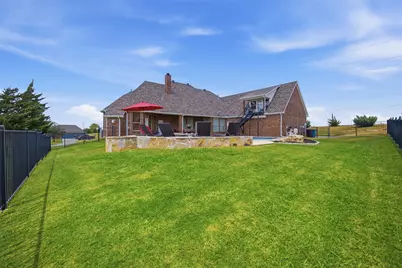 9900 Harbour View Lane, Fort Worth, TX 76179 - Photo 9