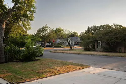 321 S Rusk, Weatherford, TX 76086 - Photo 25
