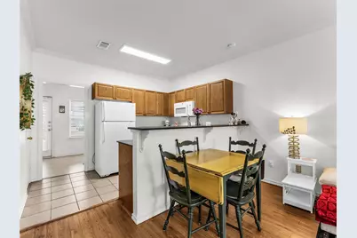 1401 Bagby Avenue #2, Waco, TX 76706 - Photo 3