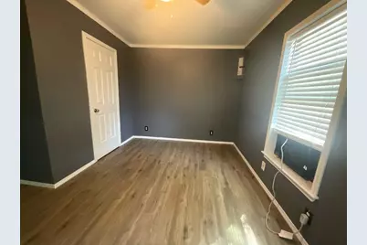 109 S Front Street, Edgewood, TX 75117 - Photo 9