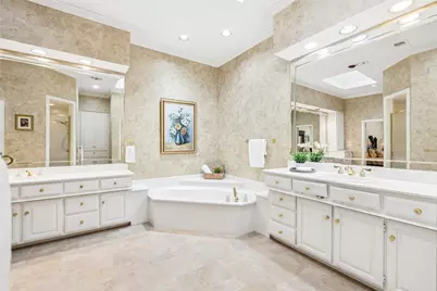 4428 Hollow Oak Drive, Dallas, TX 75287 - Photo 11