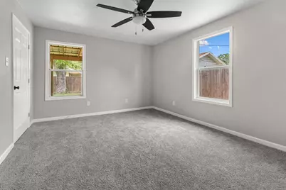 3939 E 4th Street, Fort Worth, TX 76111 - Photo 11