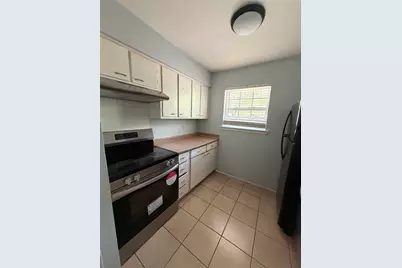 306 Evelyn Drive, Garland, TX 75042 - Photo 5