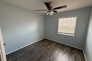 306 Evelyn Dr, Garland, TX 75042 - Photo 7