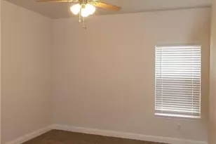 1122 Oneal St, Greenville, TX 75401 - Photo 9