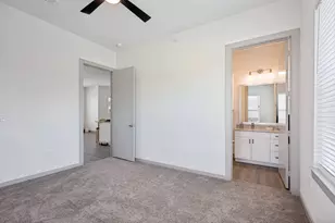 5885 Calmont Ave, Fort Worth, TX 76107 - Photo 7