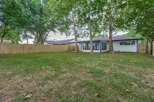 1208 N Grant Dr, Sherman, TX 75092 - Photo 25
