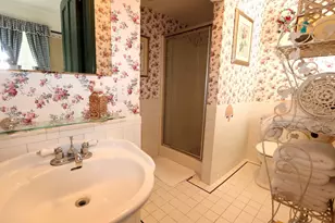 412 W Morton St, Denison, TX 75020 - Photo 21