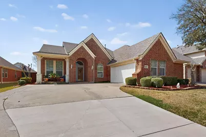 6869 Cape Cod Drive, Grand Prairie, TX 75054 - Photo 11