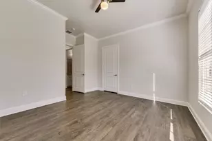 8841 Creek Run Rd, Fort Worth, TX 76120 - Photo 19