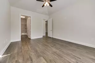 8841 Creek Run Rd, Fort Worth, TX 76120 - Photo 15