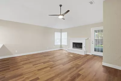 5816 Baker Drive, The Colony, TX 75056 - Photo 3