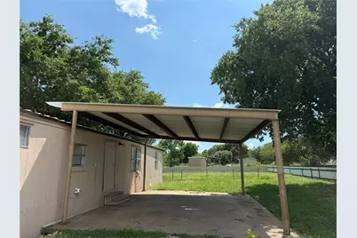 3277 Hidalgo #B, Waxahachie, TX 75167 - Photo 3
