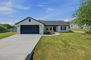 324 Hillcroft Rd, Fort Worth, TX 76108 - Photo 1