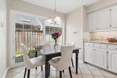 924 McCoy Drive, Irving, TX 75062 - Photo 9