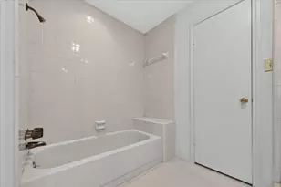 9711 Springtree Ln, Dallas, TX 75243 - Photo 31