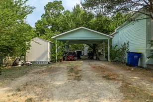 210 S Corporation St, Hillsboro, TX 76645 - Photo 23