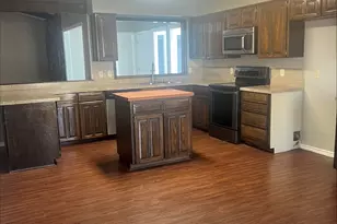 3012 Barrington Ct, Arlington, TX 76014 - Photo 3