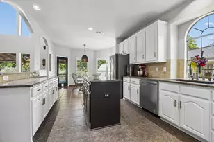 10117 Huffines Dr, Rowlett, TX 75089 - Photo 13