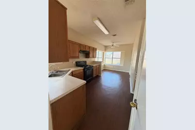 425 Horse Shoe Bend, Mesquite, TX 75149 - Photo 3
