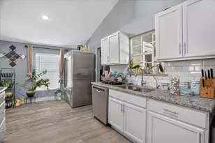 5712 Dana Dr, Haltom City, TX 76117 - Photo 9