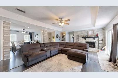 214 Bexar Drive, Highland Village, TX 75077 - Photo 5