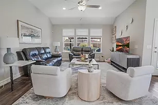2700 Gillingham Ln, McKinney, TX 75071 - Photo 9