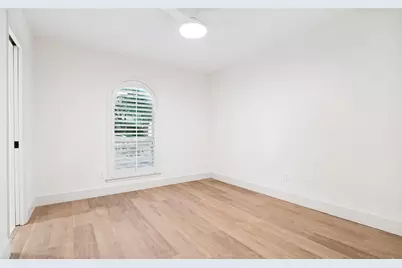 3817 Crestpark Drive, Farmers Branch, TX 75244 - Photo 19